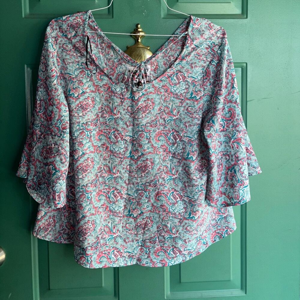 Peace and Love medium floral blouse like new
